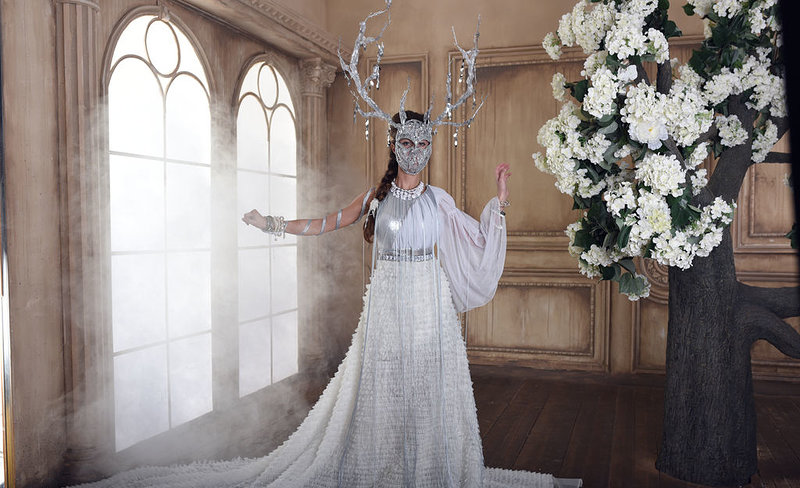 Проститутка Сюра